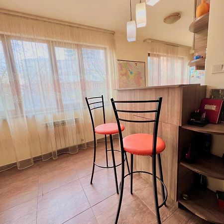 Vernisaj Apt At Republic Square & Ruben Tours Erivan Exterior foto